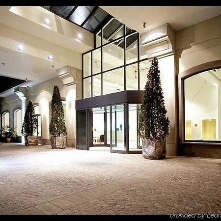 Hotel Cosmo Palace