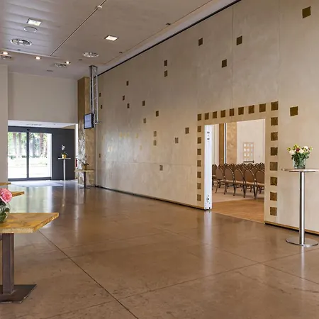 Hotel Cosmo Palace 4*