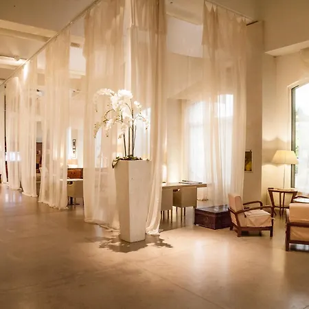 Cosmo Palace