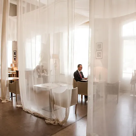 Cosmo Palace Hotel 4*