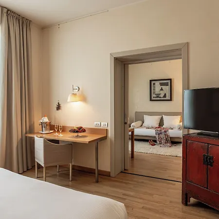 Cosmo Palace Hotel 4*