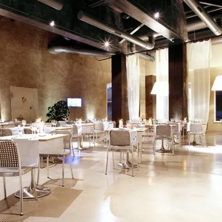 מלון Cosmo Palace